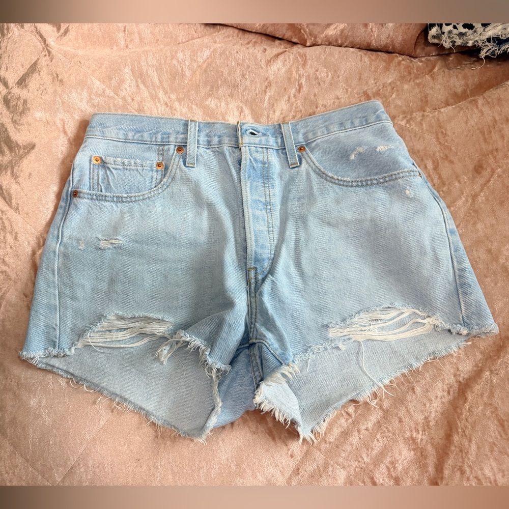Levi’s 501 hi rise shorts size 31